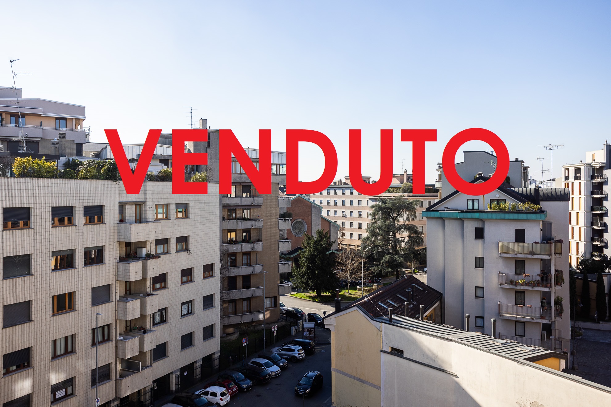 MONZA  (MB) appartamento 3 locali + servizi